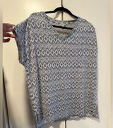 Orvis Womens Short Knit Top Sz Large Blue V-Neck High Low Hem Photo 0