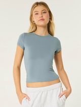 Hollister Baby Tee | Size: M Photo 0