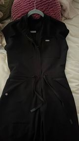 FIGS Scrubs Set Photo 0