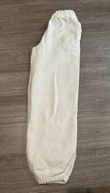 Nike Small  Sweats: off white color, zipper pockets Photo 0