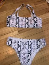 snakeskin bikini Size L Photo 0