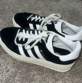 Campus Sneakers Photo 0