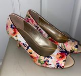 Karen Scott Floral Heels Photo 0