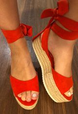 Wild Diva Red Suede Platform Sandals Photo 0