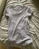 Lululemon Swiftly Tech Short Sleeve Photo 0