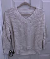 American Eagle Sweater Photo 0