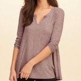 Hollister Long Sleeve Shirt Photo 0