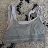 Alo Sports Yoga Bra Photo 0