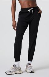 Performance Joggers, Black, Size Small Photo 0