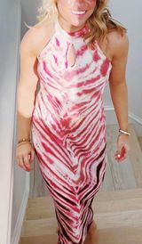 Pink/burgundy Printed Keyhole MIDI Dress Photo 0