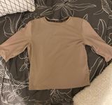 H&M Workout Crop Top Photo 0