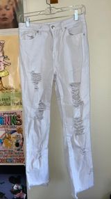 Forever 21 White Ripped Jeans Photo 0