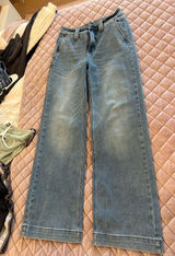 Wide-Leg Jeans Photo 0