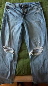 American Eagle Mom Jeans Photo 0