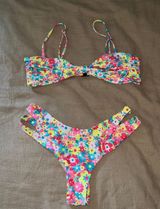 Blackbough Swimsuit Set Photo 0