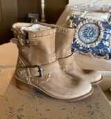 Musse & Cloud Booties Photo 0