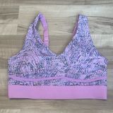 purple sports bra Photo 0
