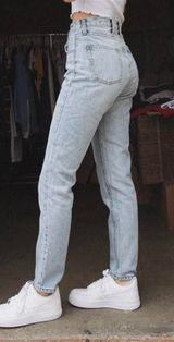 Brandy Melville Jane Jeans Photo 0
