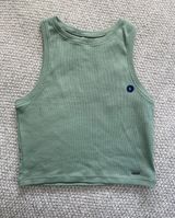 Hollister Green Tank Photo 0