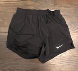 Black Shorts Photo 0