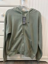 Cotton On Sweatshirt Photo 0