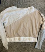 Workout Top Photo 0