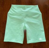 Alo Yoga biker shorts!!  Photo 0