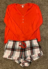 Victoria's Secret Pajama Set Photo 0