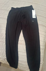 Alo Yoga Sweatpants Photo 0