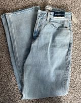NWT Abercrombie 90s Relaxed High Rise Jean Photo 0