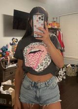 graphic tee Multiple Photo 0