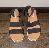 Steve Madden Platform Sandals Photo 0