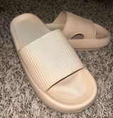 Amazon Tan Cloud-foam Slip On Photo 0