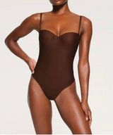 Contour Lift Bodysuit M Photo 0