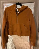 Lululemon Half-Zip Scuba Photo 0