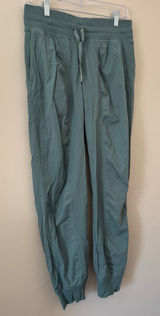 Lululemon mint green joggers Photo 0