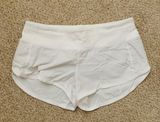 Lululemon Speed Up Short 2.5’’ Photo 0