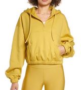 cropped studio half zip Photo 0