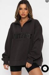 White Fox Boutique Sweatshirt Photo 0