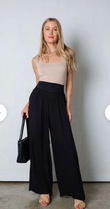 Vestique Pants Flowy Photo 0