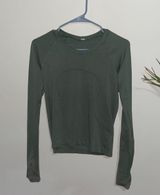 Swiftly Tech Long Sleeve Race Length Photo 0