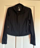 All in Motion Cropped Full-Zip Jacket | Black | Size M Photo 0