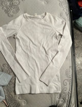 Lululemon NWOT Top Photo 0