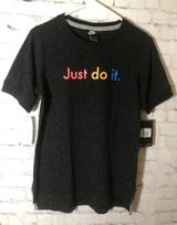 Nike Women Multi-color Graphic Tee Size Photo 0