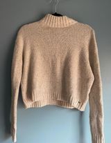 American Eagle Outfitters Cropped Sweater Photo 0