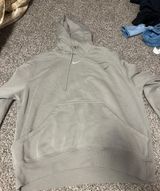 Nike Sweatshirt Photo 0