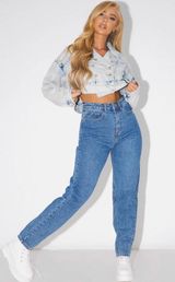 Pretty Little Thing Mom Jeans Photo 0