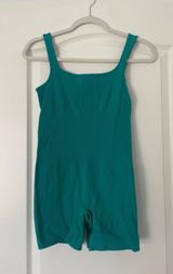 Green workout romper Photo 0