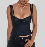 DELILAH TOP NAVY Photo 0