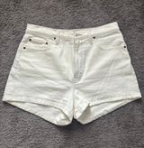 Abercrombie & Fitch Jean Shorts Photo 0